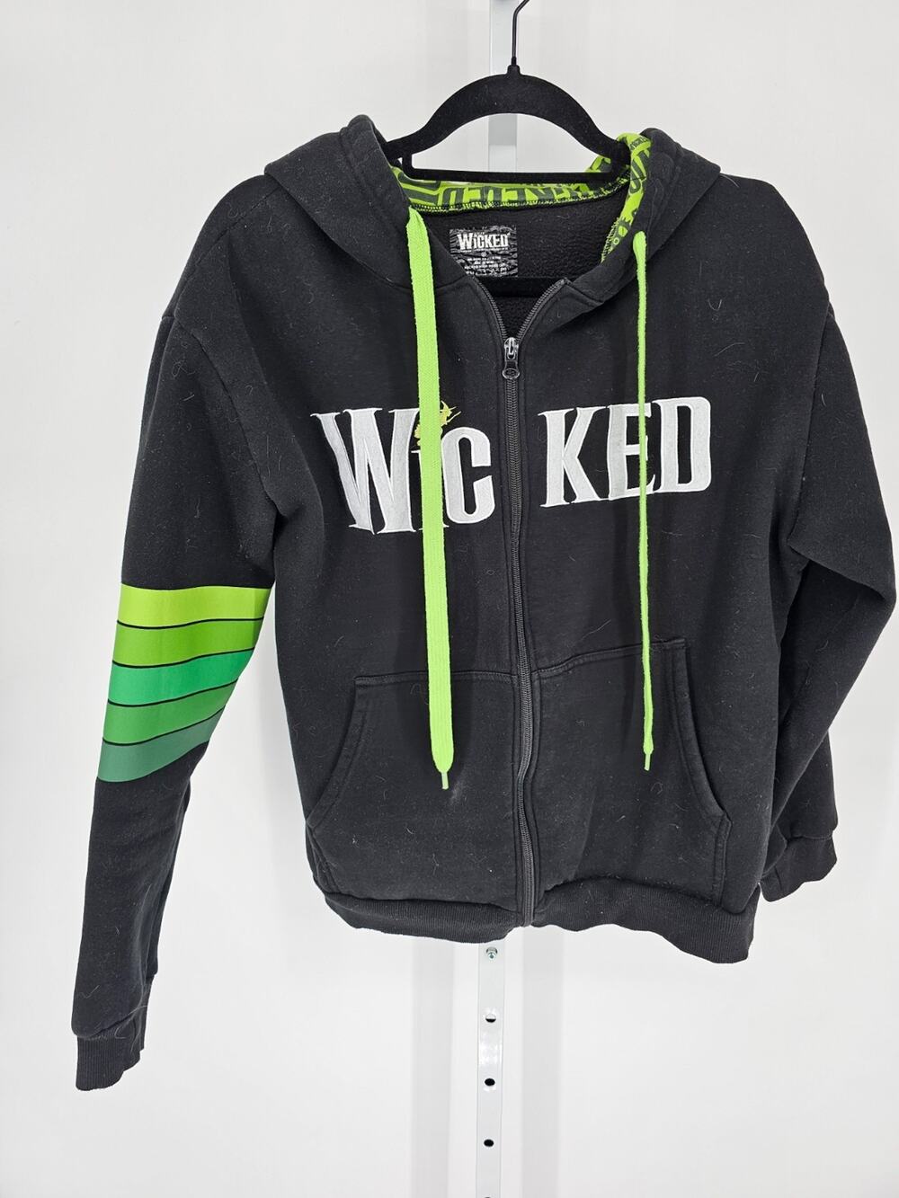 Wicked Broadway Musical Mens Sz M Full Zip Up Hoodie Black Bright Green